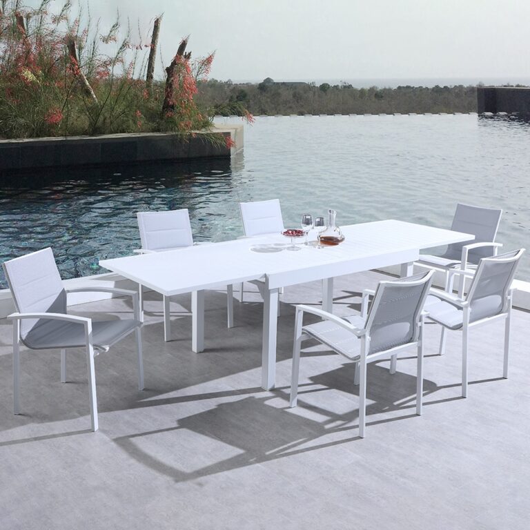 extendable outdoor dining table