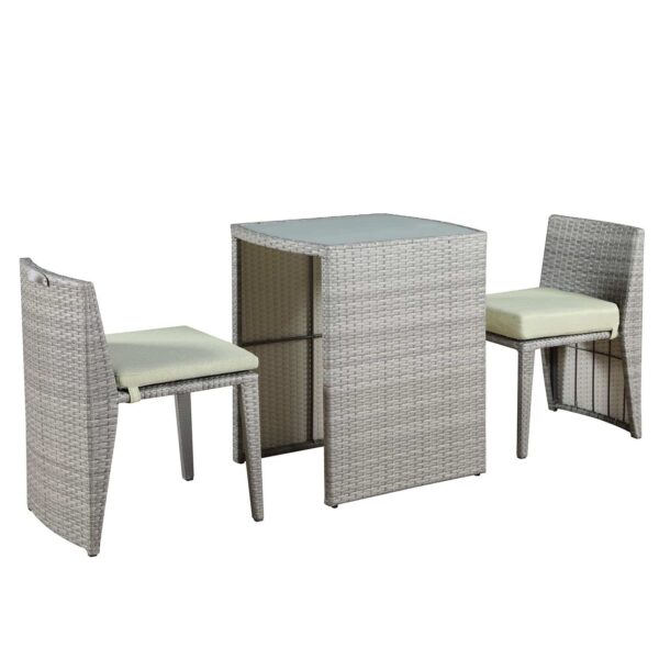 wicker outdoor dining table
