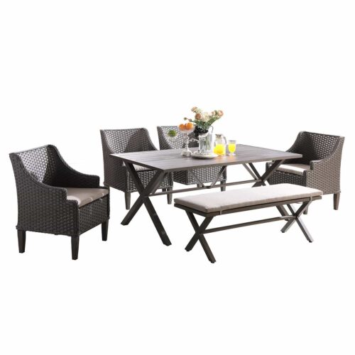 outdoor farmhouse dining table