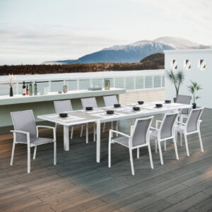 Extendable outdoor dining table set