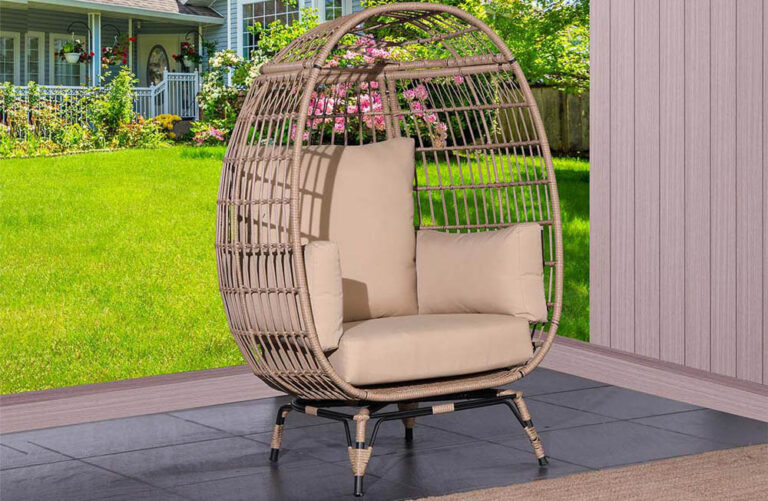 egg chairs